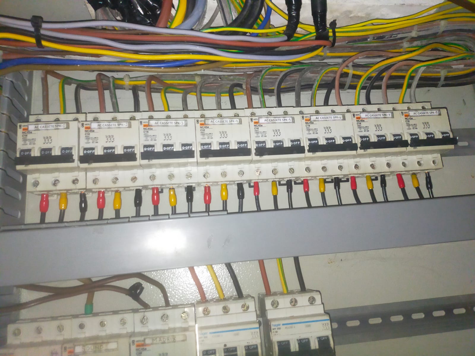 Dokumentasi pekerjaan listrik 14